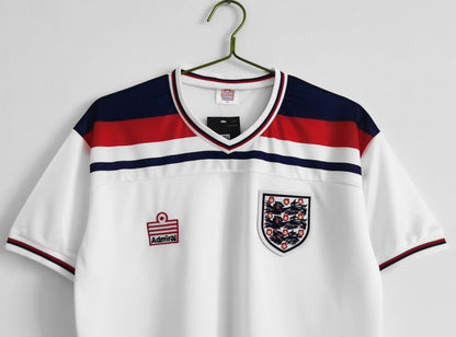 Angleterre 1982 Domicile