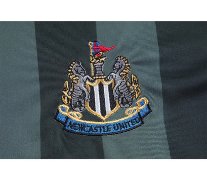 Newcastle 2004/05 Extérieur