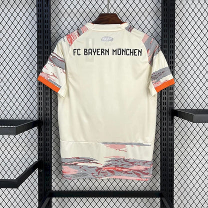 FC Bayern 2025/26 Extérieur