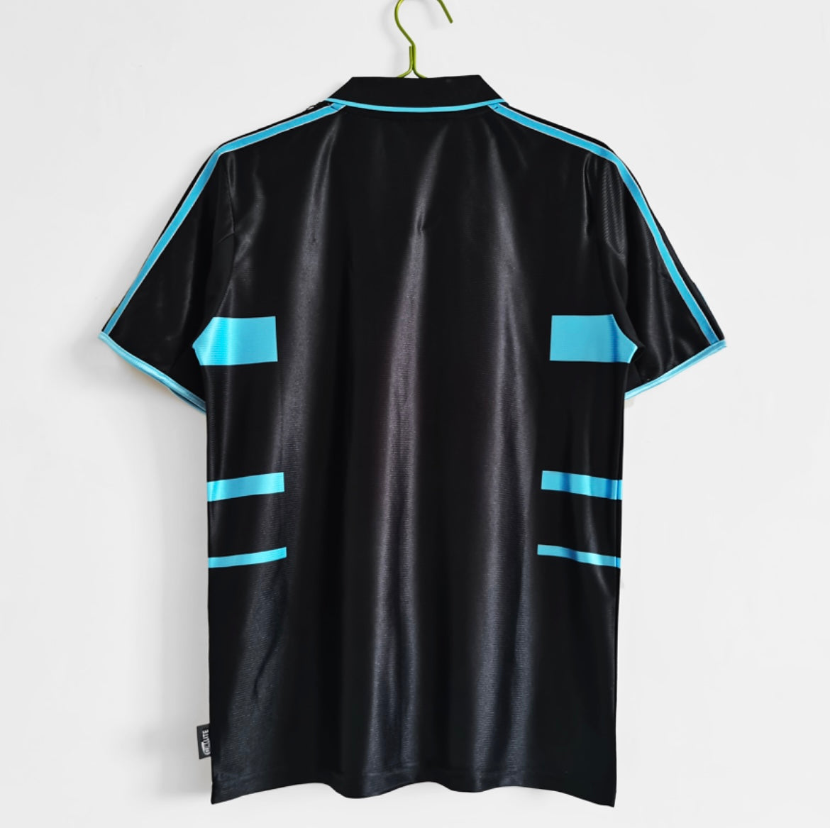 OM 1999/00 Extérieur